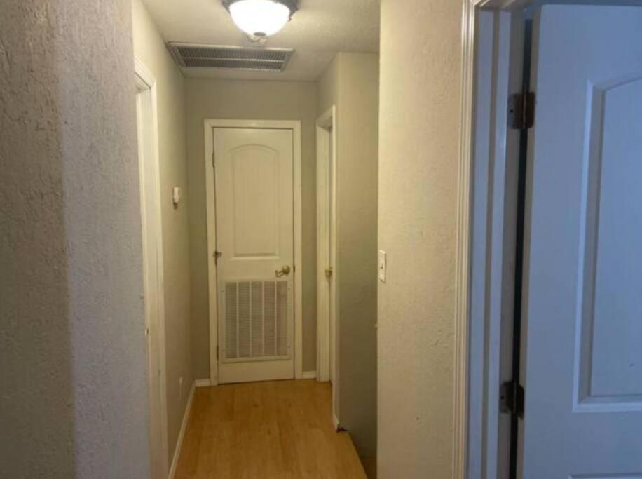 Great Getaway 2 Story Home! Harlingen Tx 외부 사진